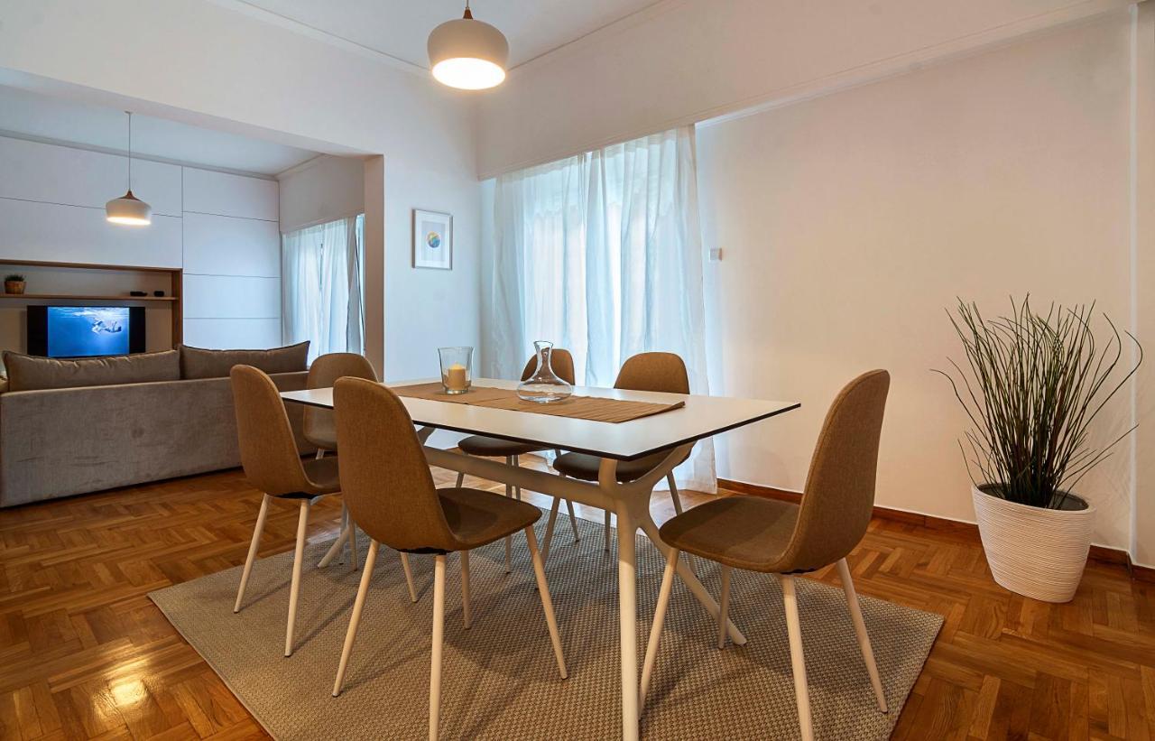 Apartamento Elegant, spacious&minimalist aptm w/balcony Atenas Exterior foto